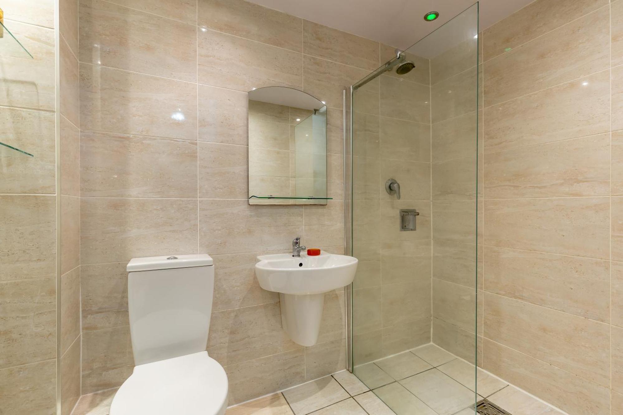 Light And Spacious 2 Bedroom Flat In Heart Of Единбург Екстериор снимка