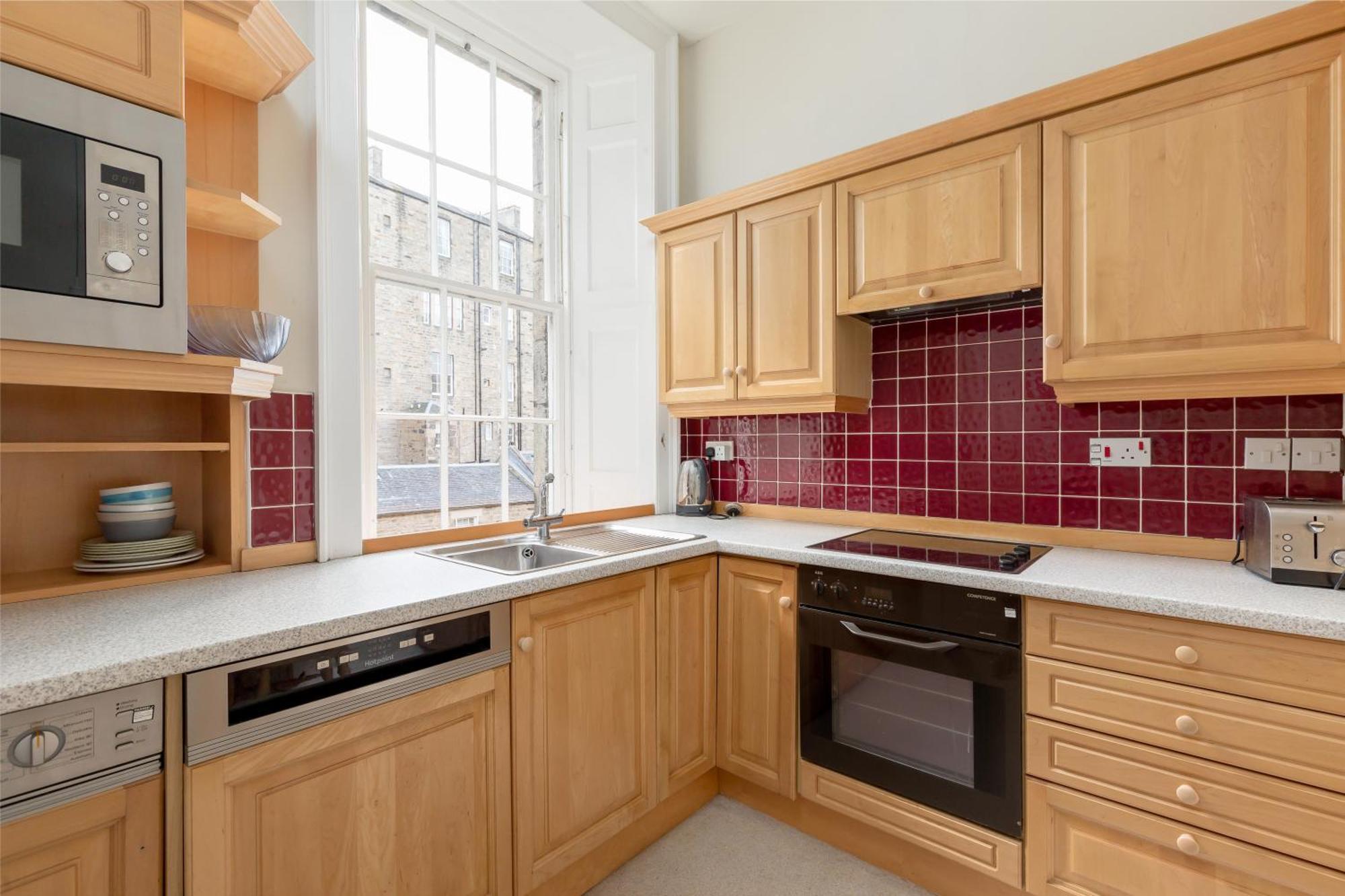 Light And Spacious 2 Bedroom Flat In Heart Of Единбург Екстериор снимка